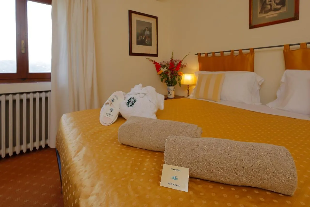 Relais Vignale & Spa Radda in Chianti 4*,