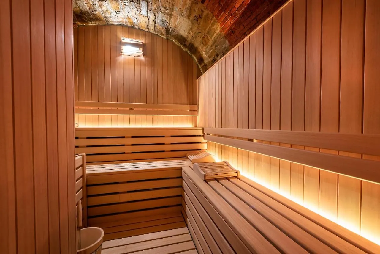 Relais Vignale & Spa Radda in Chianti 4*,